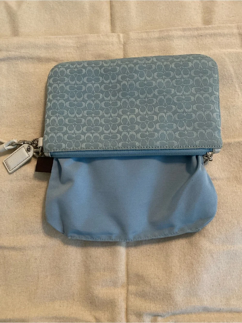 Authentic Coach Soho Signature C Shoulder Bag & Matching Wristlet Set F10926